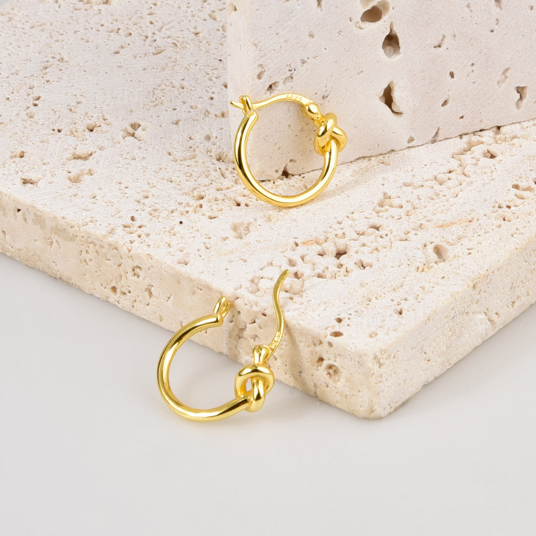 Serene Knot Hoops